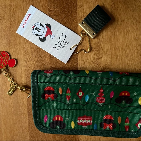 Harveys new with tag Christmas Mickey classic wallet - Picture 2 of 5
